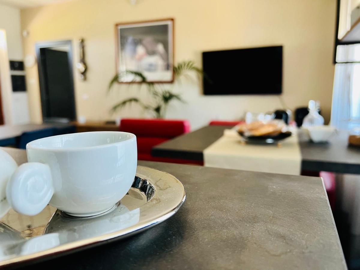 Apice Bombrelais Bed & Breakfast エクステリア 写真